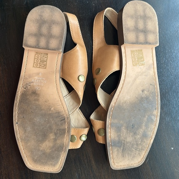 Oasis Society Kylie studded cross band Tan Sandals man made upper 9 - Picture 5 of 6